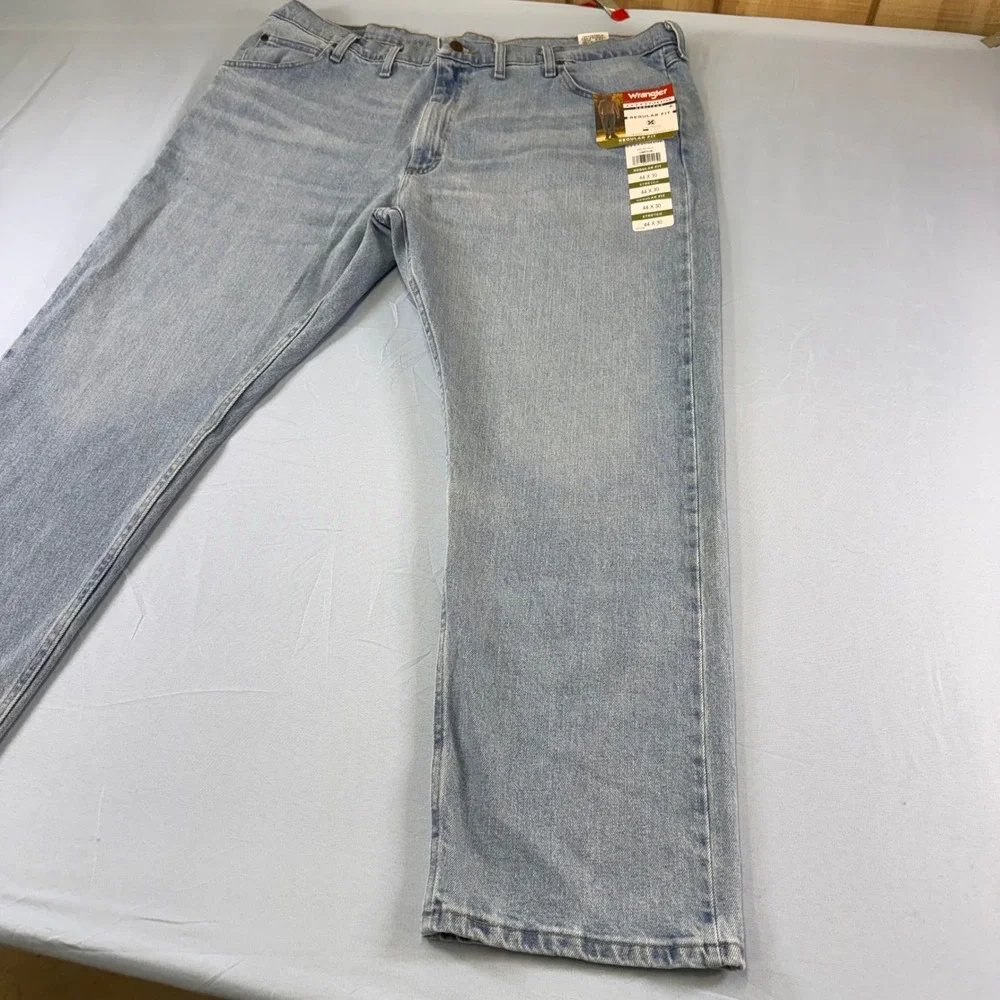 Wrangler Five Star Heritage Mens Regular Fit Jean Light Wash 44x30 1096FXVBI NWT